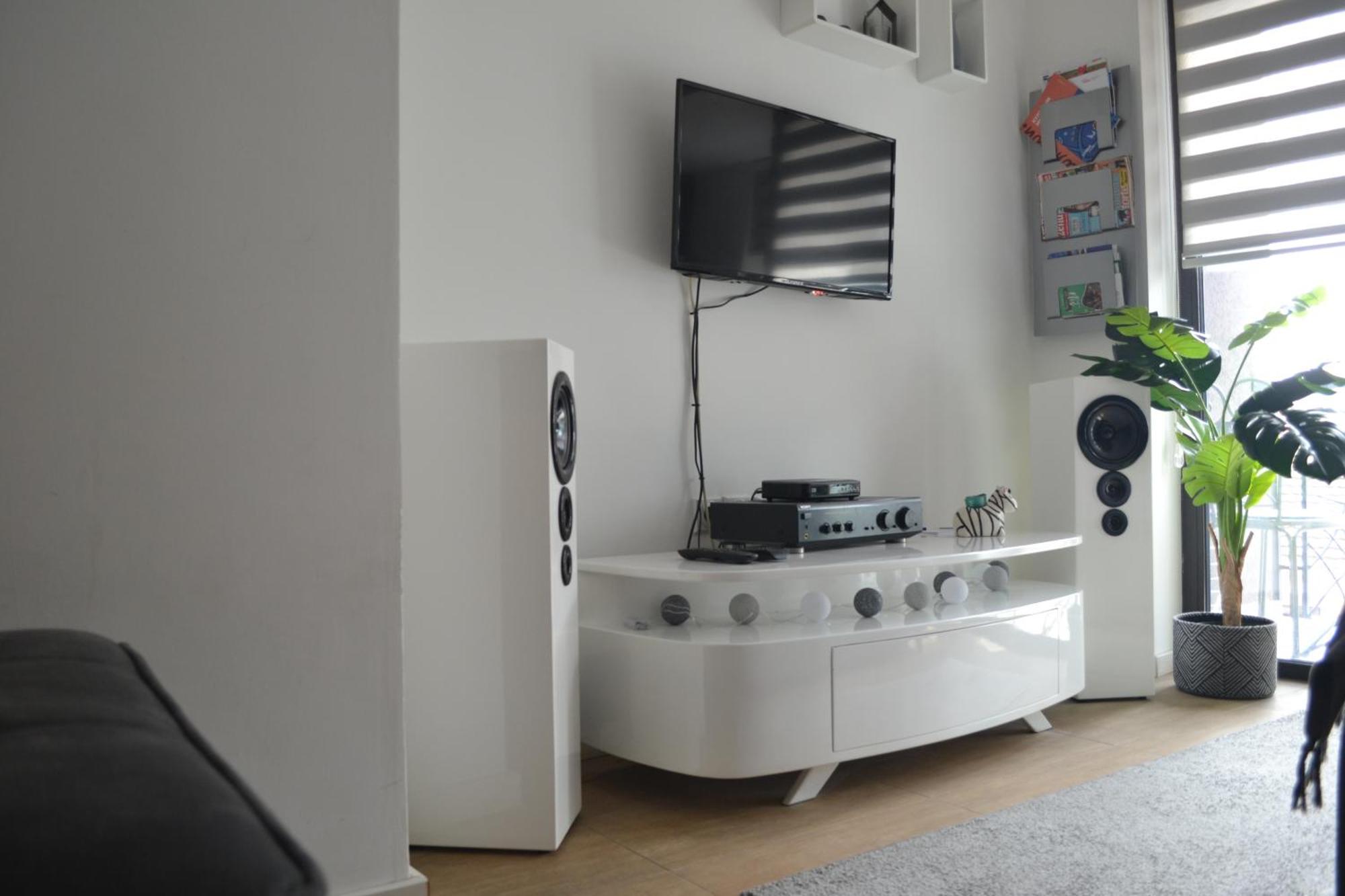 Urban Apartment Ni Esterno foto