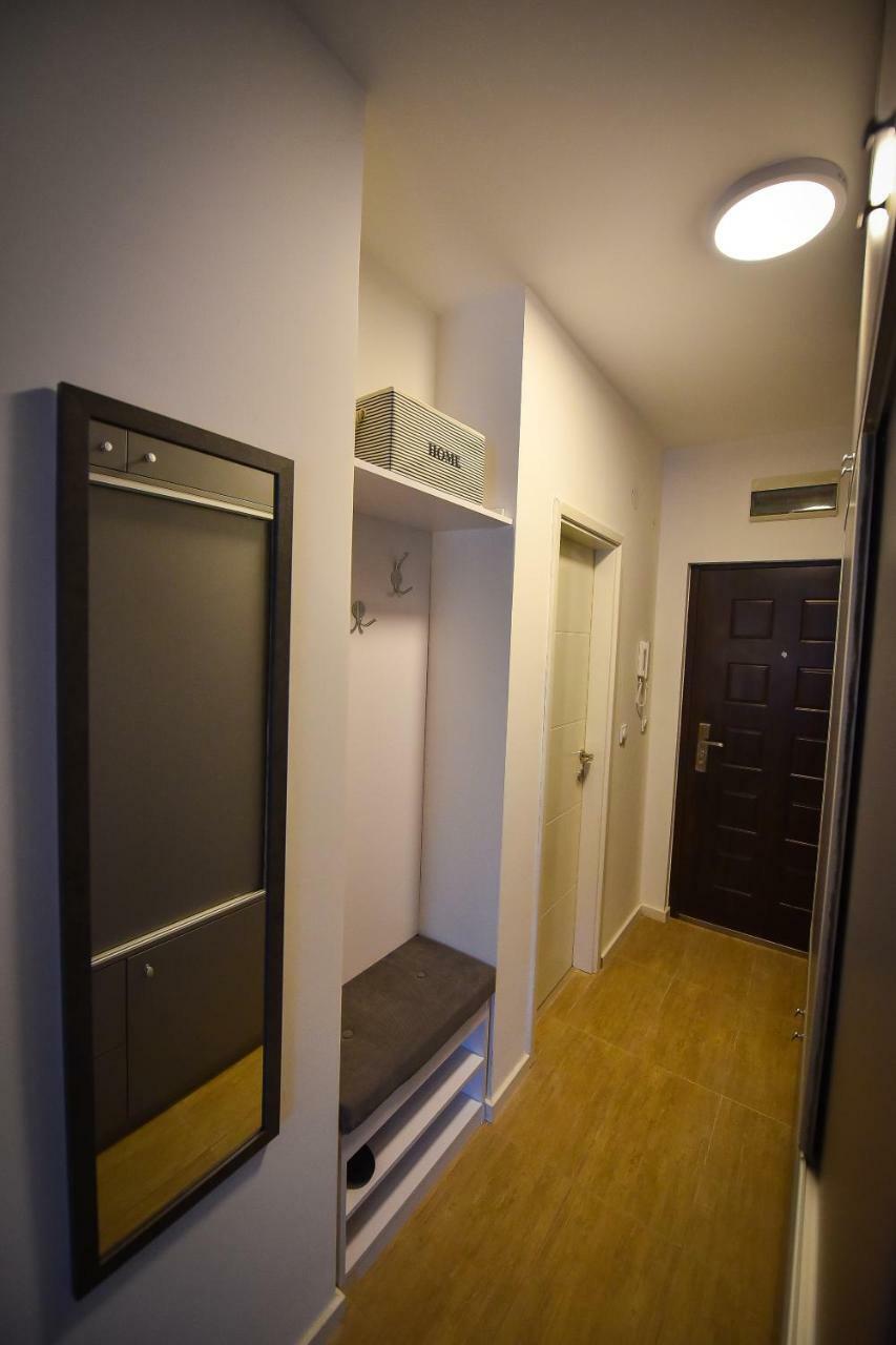 Urban Apartment Ni Esterno foto